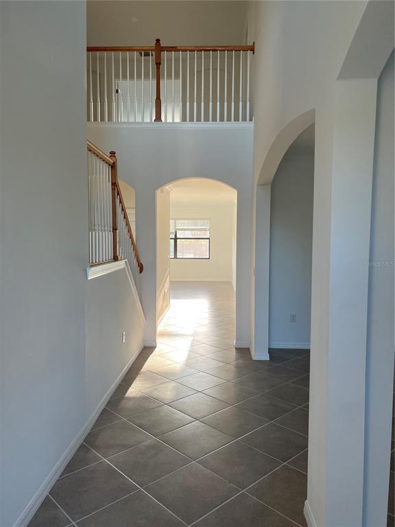 19524 Fishhawk Trail Venice, FL 34293 - Photo 8 of 30 a view of a hallway