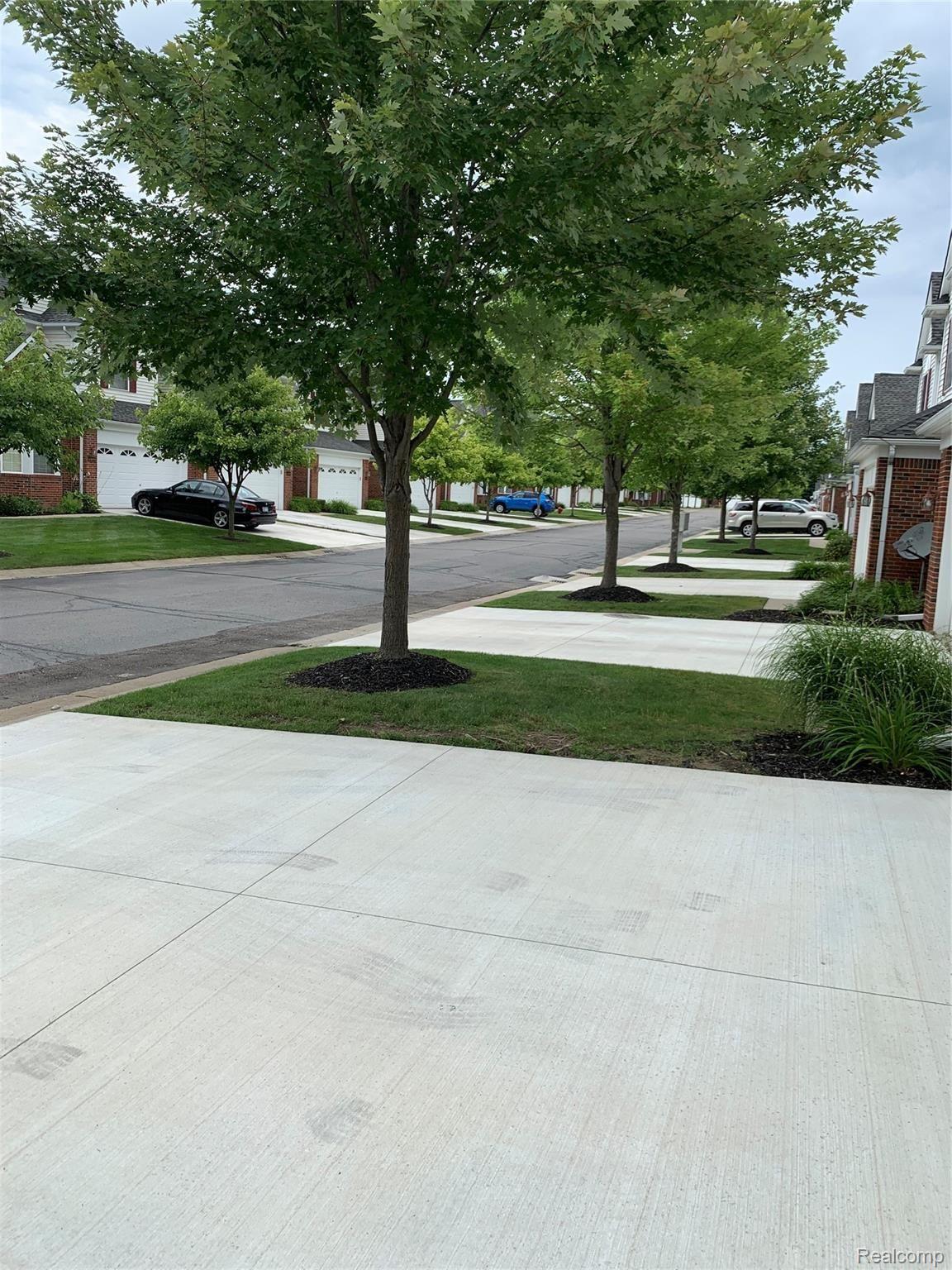 41666 Mitchell Road Novi, MI 48377 - Photo 6 of 28 C15AE0F8-B961-4762-9A2A-92B78ADE80E6.jpeg