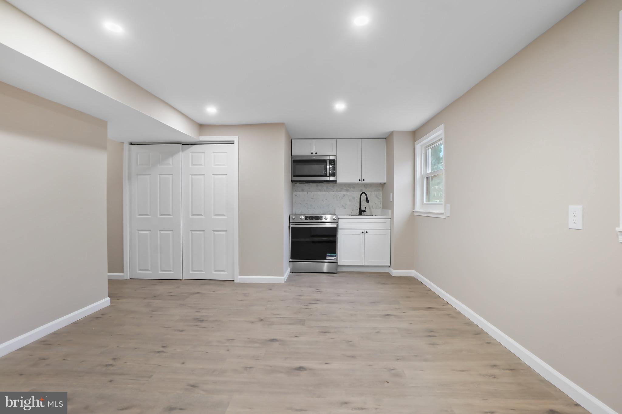 103 Strongwood Road Owings Mills, MD 21117 - Photo 26 of 30 In-Law Suite Kitchen