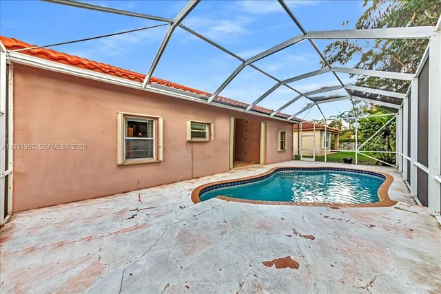 $5,800 | 17062 Northwest 16th Street, Pembroke Pines, FL 33028