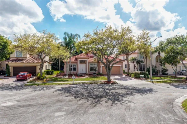 $5,000 | 17062 Northwest 16th Street, Pembroke Pines, FL 33028