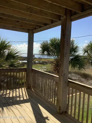 $725,000 | 111 Phil Harris Lane, Unit A & B, North Topsail Beach, NC 28460