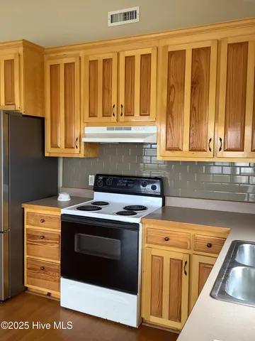 $725,000 | 111 Phil Harris Lane, Unit A & B, North Topsail Beach, NC 28460