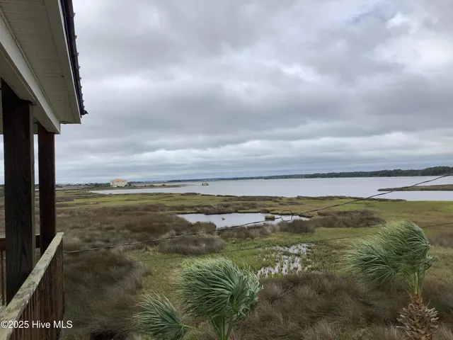 $725,000 | 111 Phil Harris Lane, Unit A & B, North Topsail Beach, NC 28460