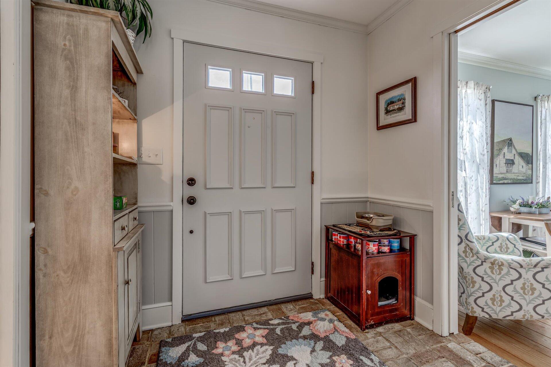 8417 Barrens Road Roanoke, VA 24019 - Photo 6 of 63 06-030920210030