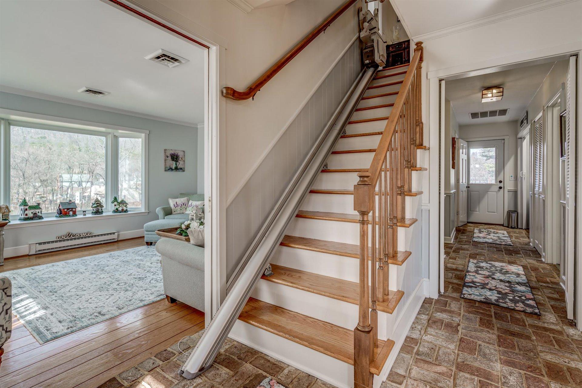 8417 Barrens Road Roanoke, VA 24019 - Photo 7 of 63 07-030920210031