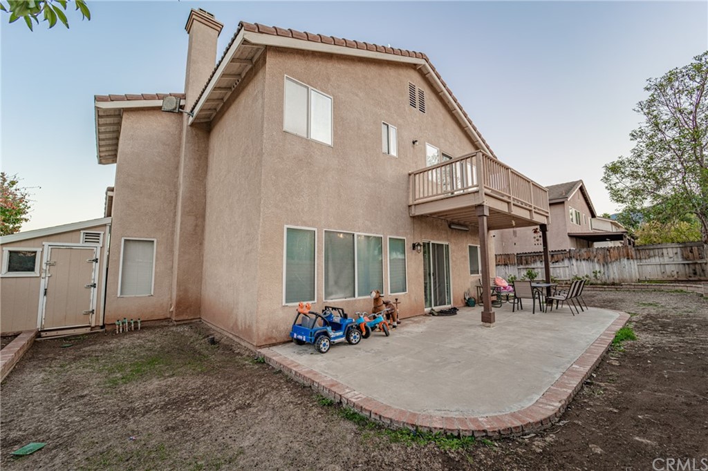 2810 Athens Circle Corona, CA 92882 - Photo 31 of 34 a view of a house with sitting area