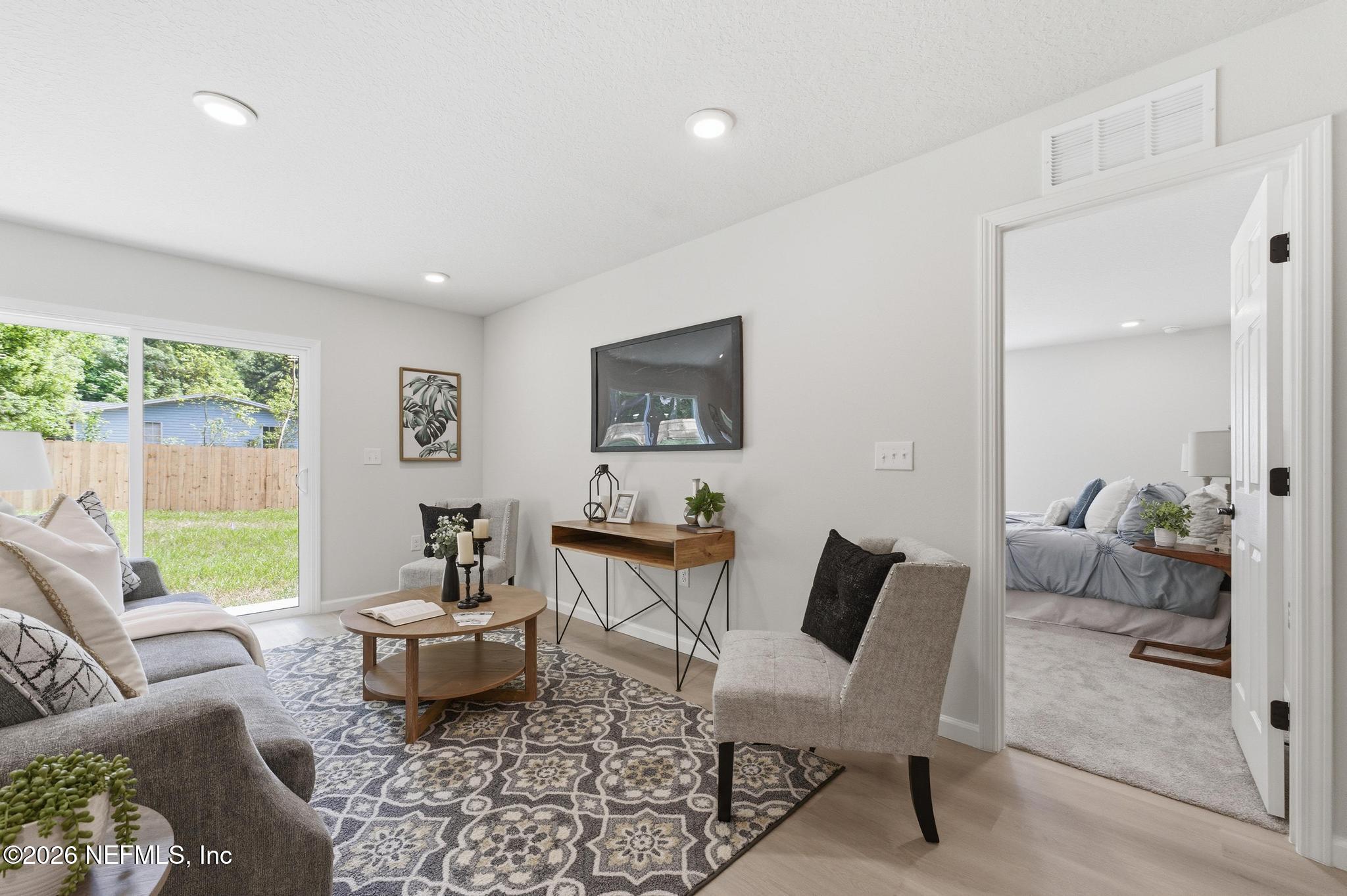 2356 Brooklyn Road Jacksonville, FL 32209 - Photo 10 of 24 Living Area