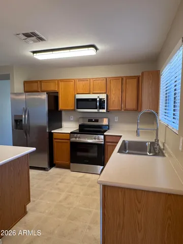 $1,895 | 3045 West Silver Sage Lane, Phoenix, AZ 85083