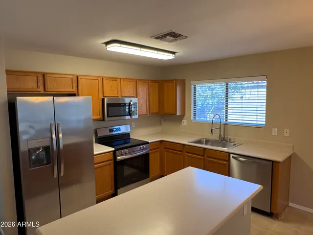 $1,895 | 3045 West Silver Sage Lane, Phoenix, AZ 85083