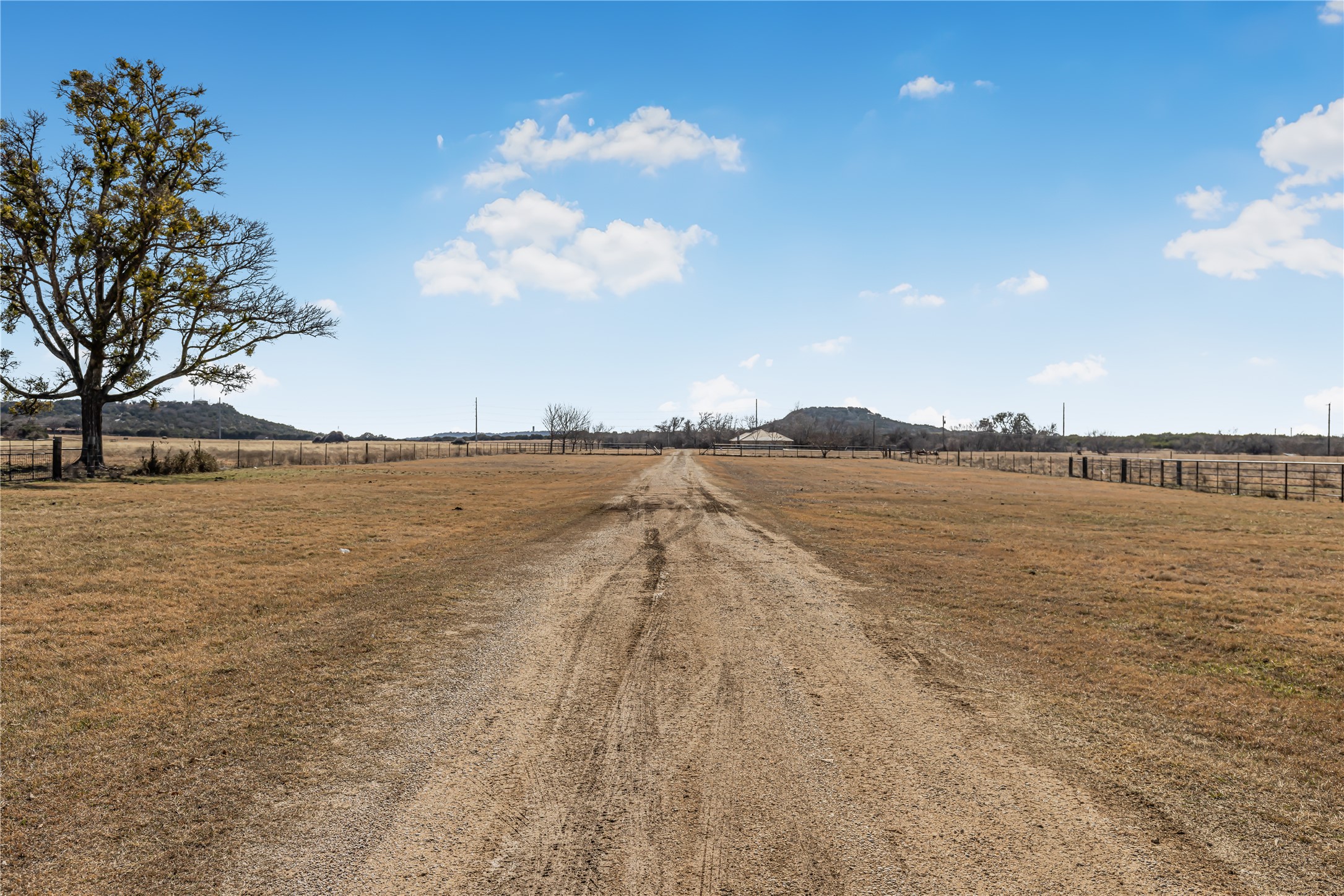 950 Stagecoach Road Killeen, TX 76542 - Photo 2 of 15