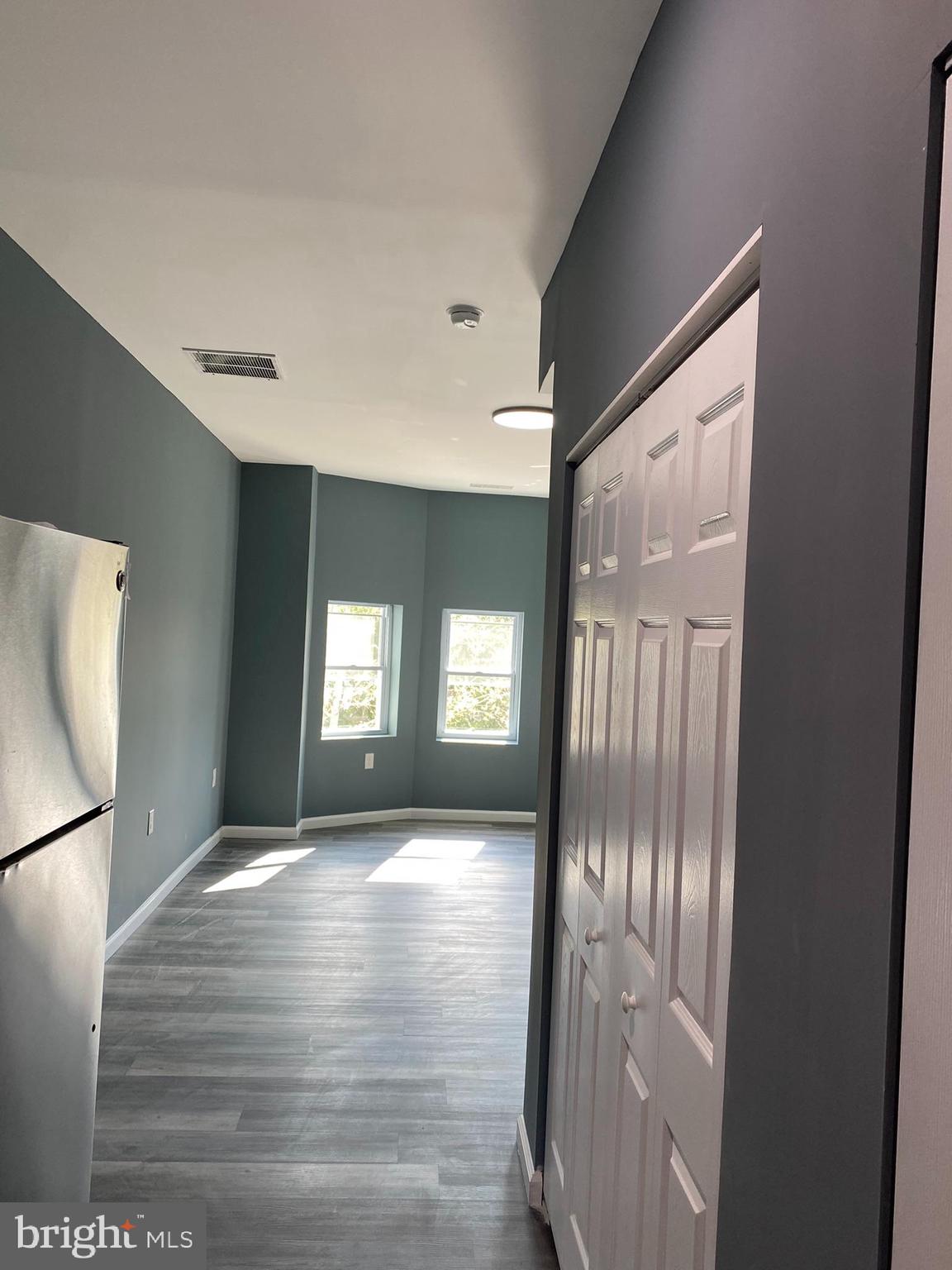 4652 York Road Baltimore, MD 21212 - Photo 13 of 20 a view of entryway