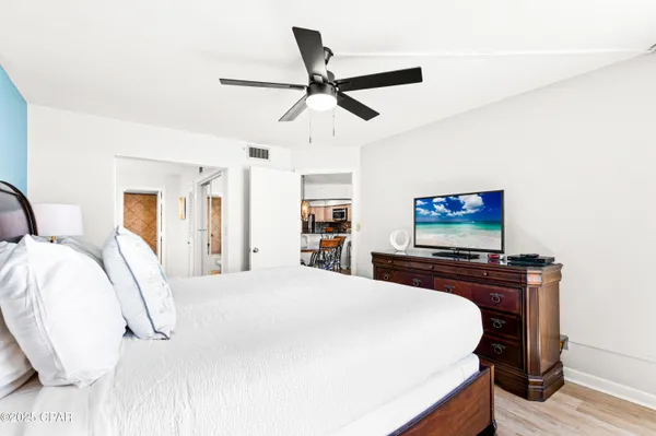 $445,000 | 6505 Thomas Drive, Unit 909, Panama City, FL 32408