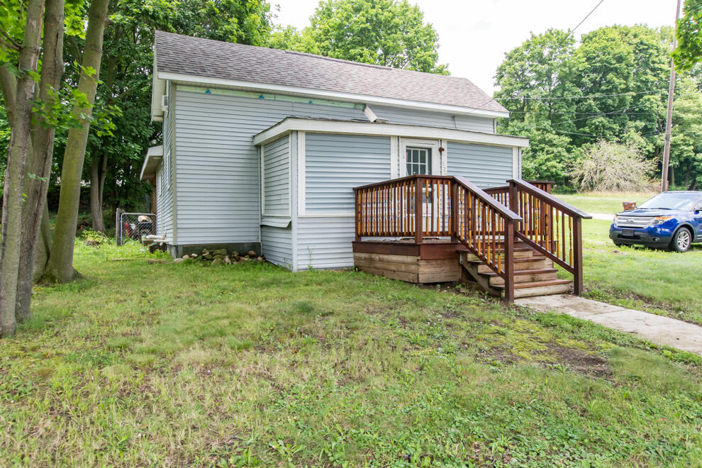 529 Clinton Street Marshall, MI 49068 - Photo 4 of 32 RN5_4220