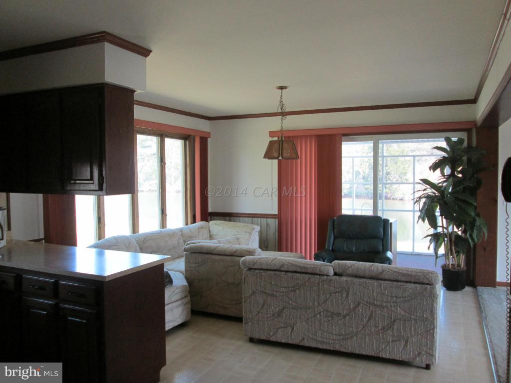 10365 Keyser Point Road Ocean City, MD 21842 - Photo 18 of 27 Gallery Image 18