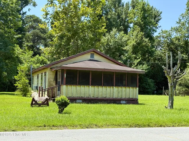$50,000 | 217 West South Street, Rose Hill, NC 28458