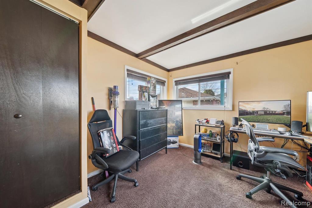 18011 Airport Road Fraser, MI 48026 - Photo 23 of 49 Gallery Image 23