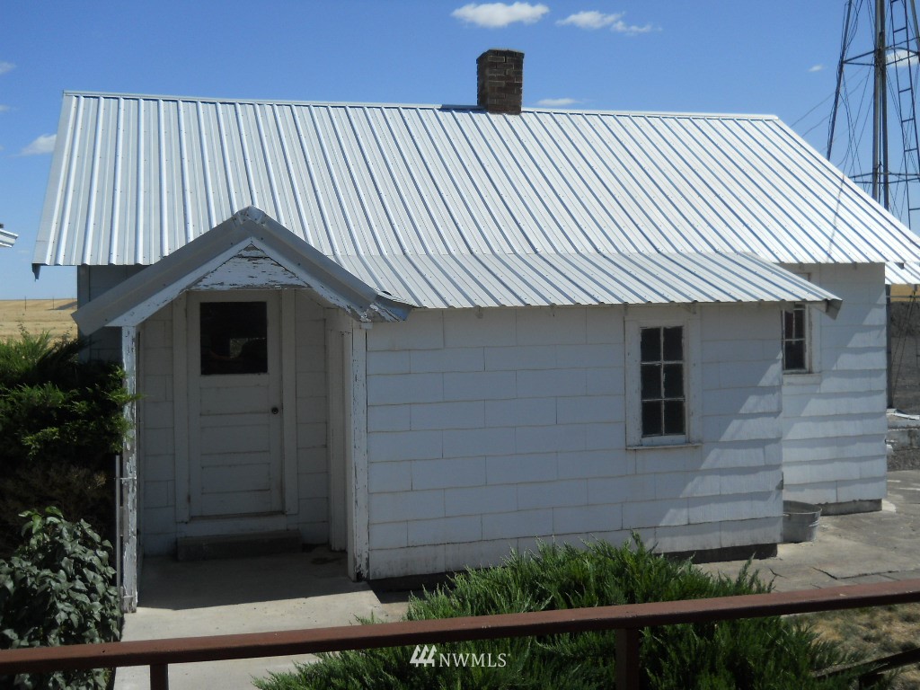 24520 East Weber Road East Ritzville, WA 99169 - Photo 2 of 7