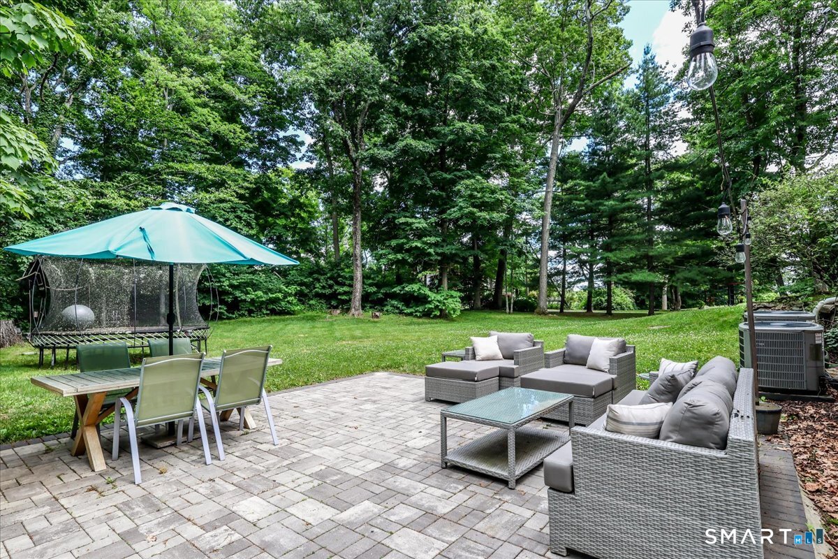 139 Seth Low Mountain Road Ridgefield, CT 06877 - Photo 34 of 40