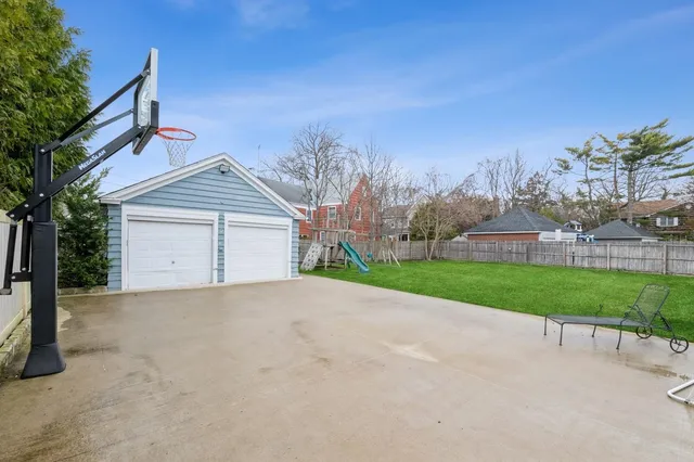 $2,250,000 | 67 Briarwood Lane, Lawrence, NY 11559