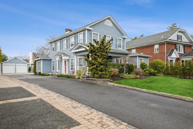 $2,250,000 | 67 Briarwood Lane, Lawrence, NY 11559