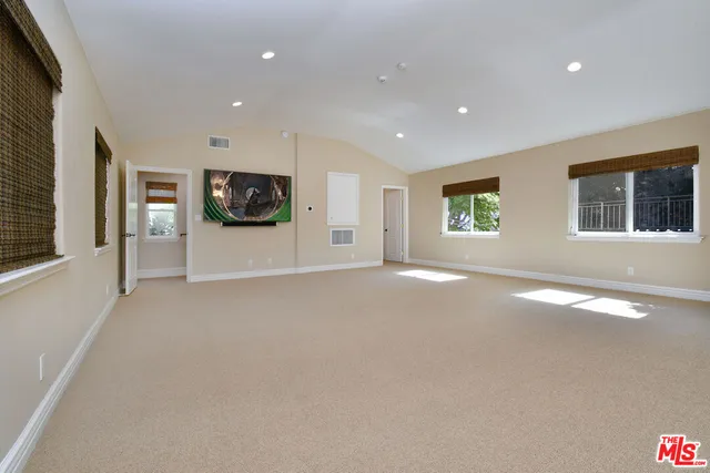 $12,000 | 12207 Cantura Street, Studio City, CA 91604