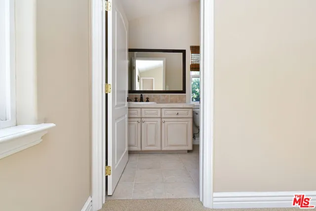 $12,000 | 12207 Cantura Street, Studio City, CA 91604