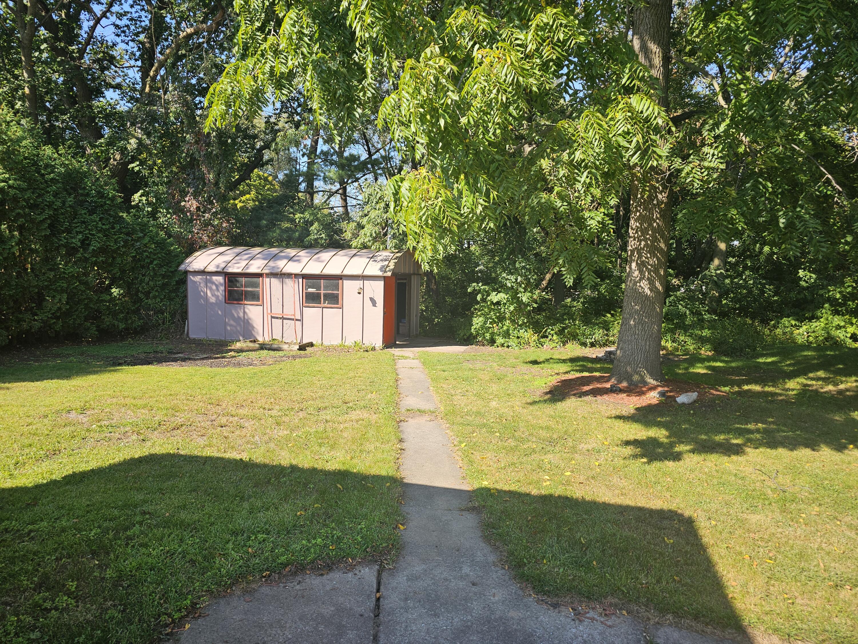 1008 North 23rd Street Manitowoc, WI 54220 - Photo 16 of 18 insulated shed/workshop