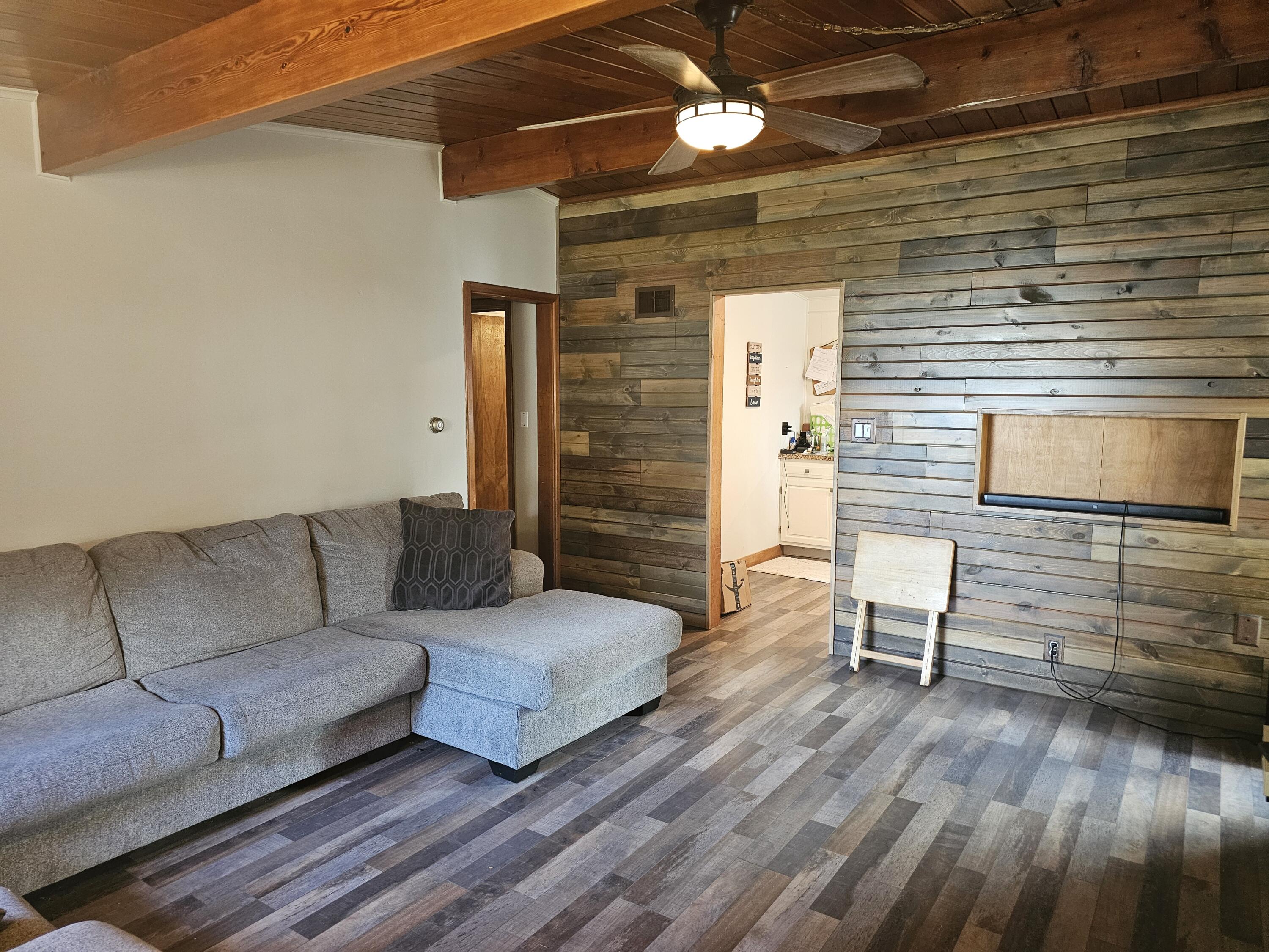 1008 North 23rd Street Manitowoc, WI 54220 - Photo 6 of 18 20250904_142428