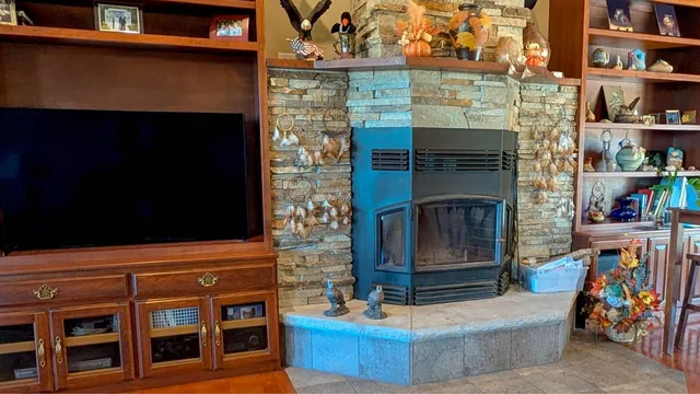 $650,000 | 27419 County Hwy BA, Richland Center, WI 53581