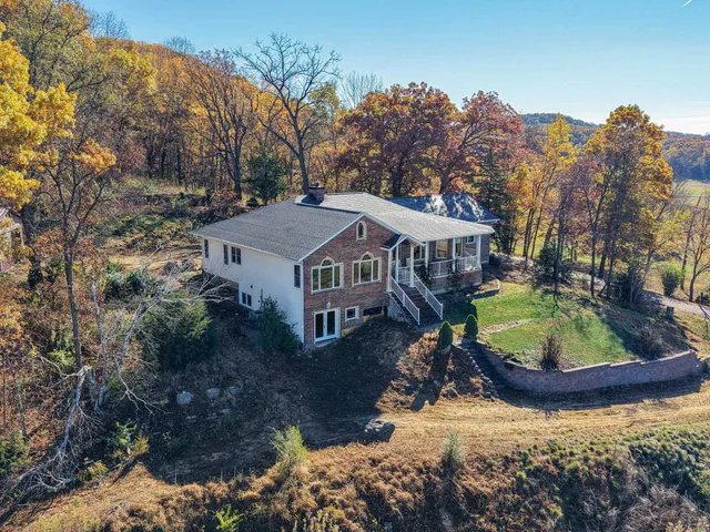 $650,000 | 27419 County Hwy BA, Richland Center, WI 53581