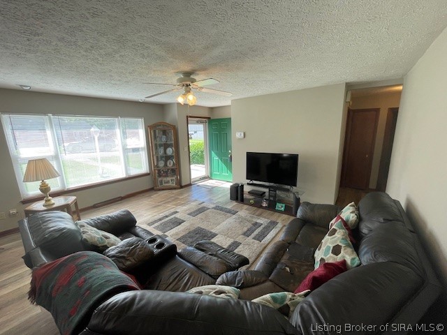 2577 East Robin Road New Albany, IN 47150 - Photo 11 of 22 Gallery Image 11
