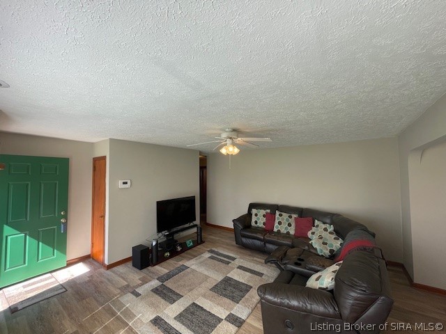 2577 East Robin Road New Albany, IN 47150 - Photo 17 of 22 Gallery Image 17
