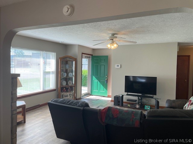 2577 East Robin Road New Albany, IN 47150 - Photo 9 of 22 Gallery Image 9
