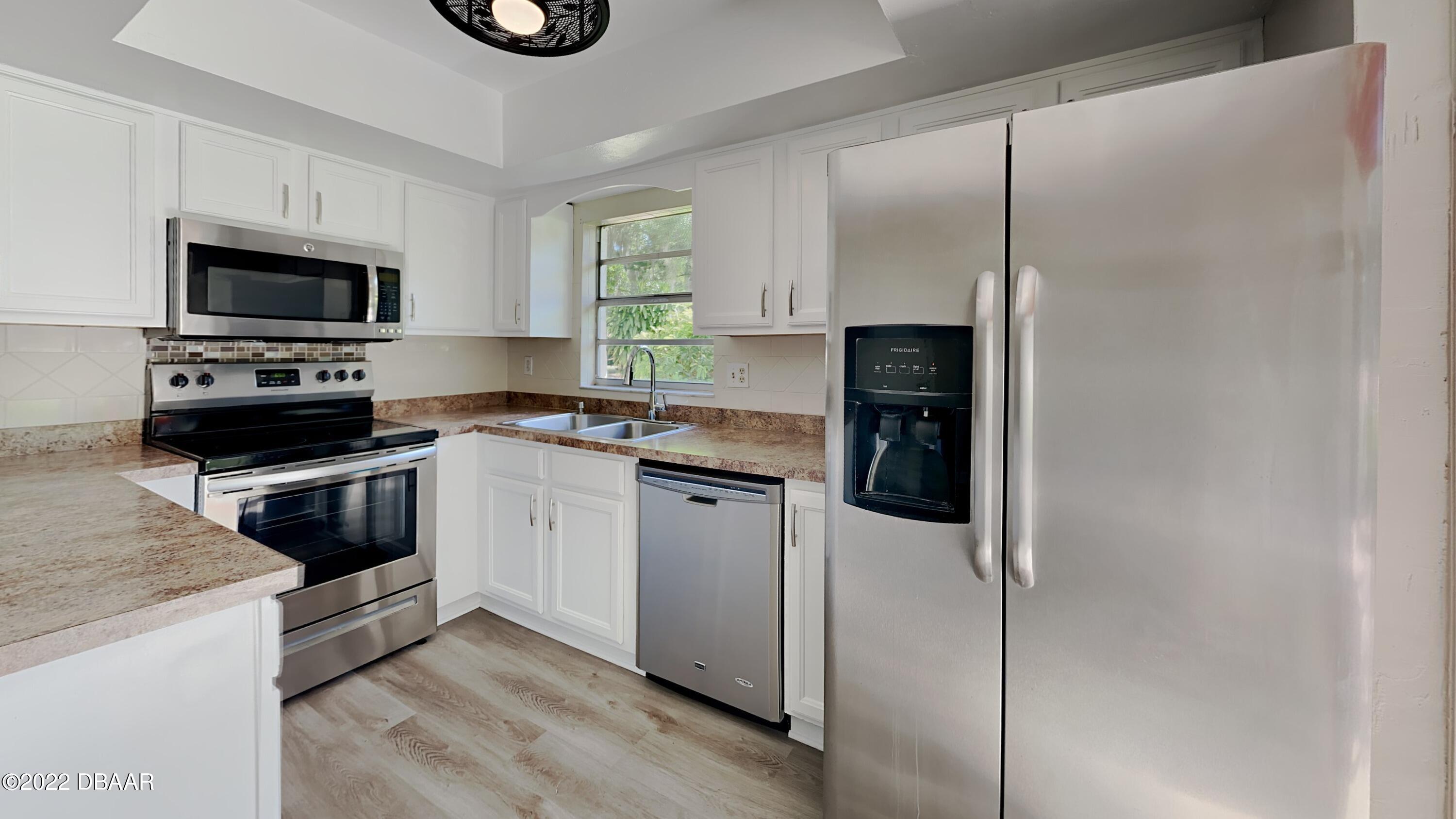 97 Springwood Square Port Orange, FL 32129 - Photo 4 of 15 3_Image_5s3dBm2VDU