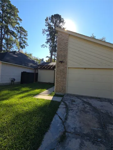 $1,545 | 11231 Glenforest Drive, Montgomery, TX 77356