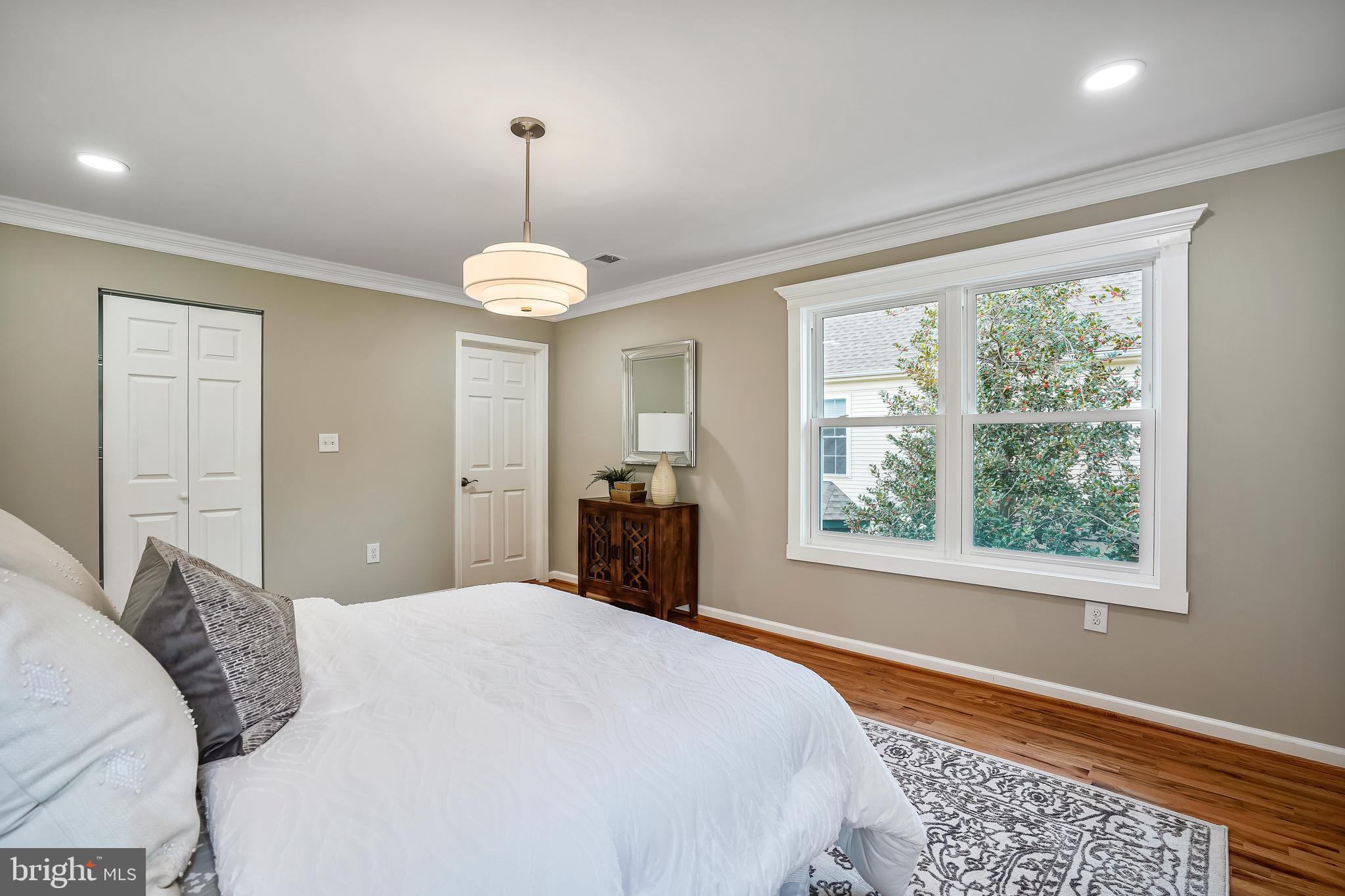 1255 Beverly Road McLean, VA 22101 - Photo 16 of 37 Primary Bedroom