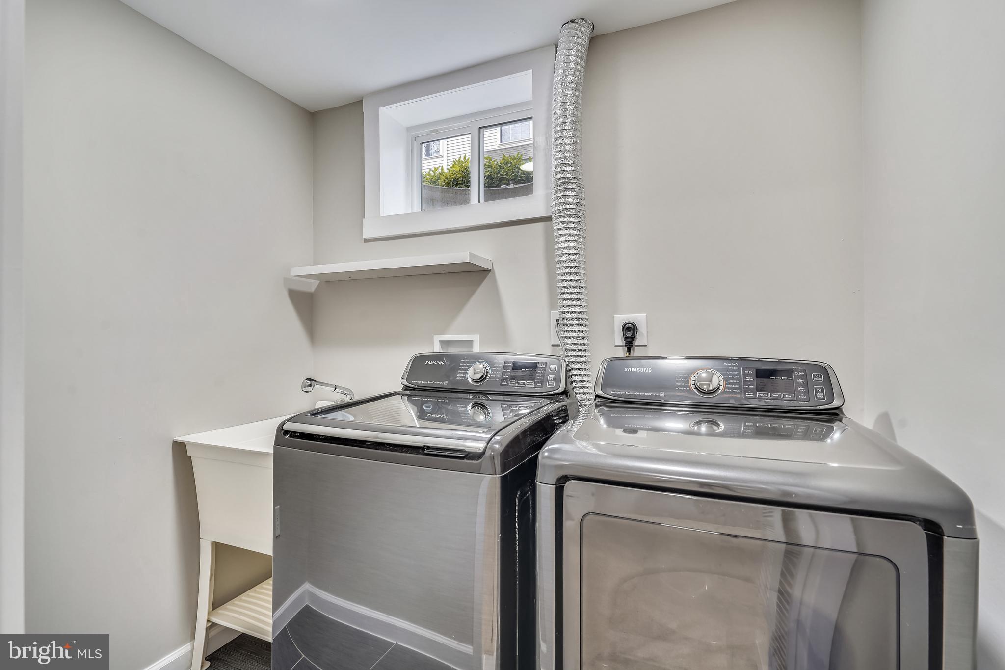 1255 Beverly Road McLean, VA 22101 - Photo 36 of 37 Laundry