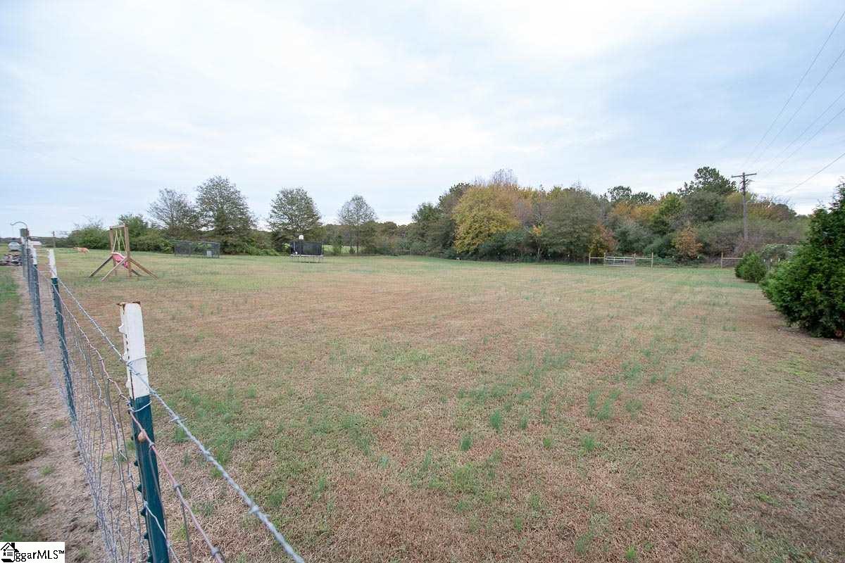 200 Hunts Bridge Road Fountain Inn, SC 29644 - Photo 4 of 14