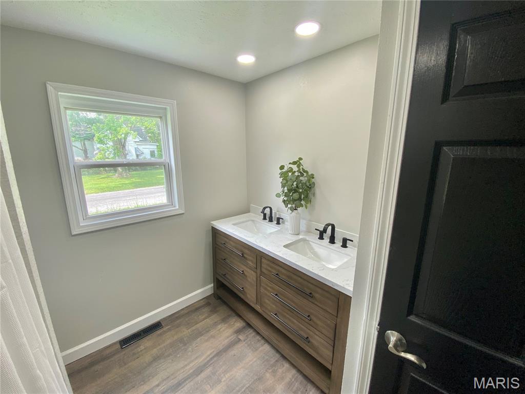 841 North Franklin Street Staunton, IL 62088 - Photo 14 of 27