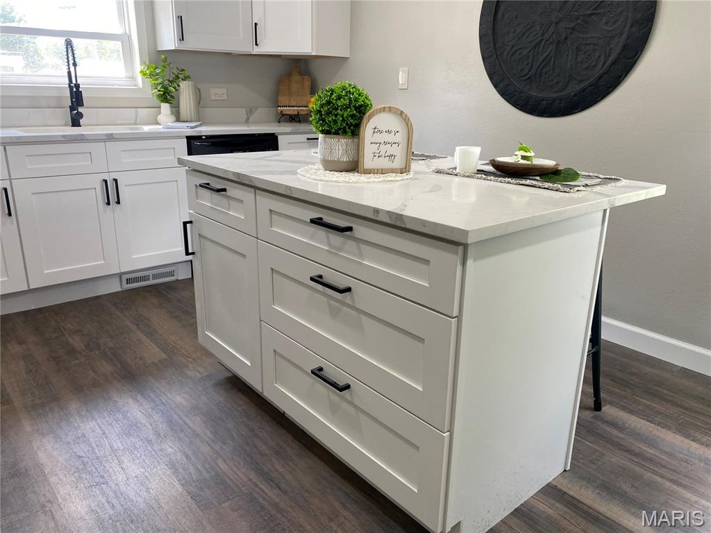 841 North Franklin Street Staunton, IL 62088 - Photo 8 of 27