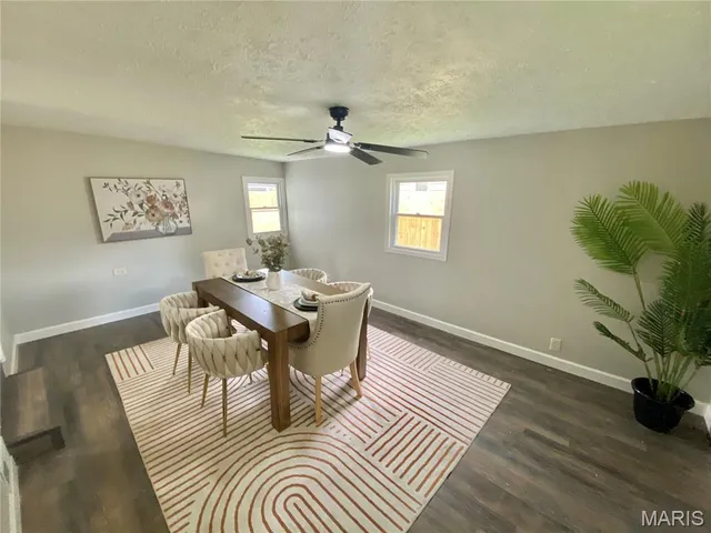 $210,000 | 841 North Franklin Street, Staunton, IL 62088