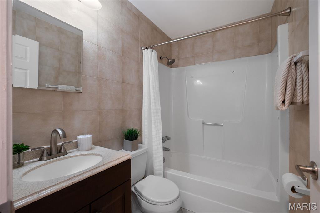 9311 Kenneth Place St. Louis, MO 63132 - Photo 16 of 27