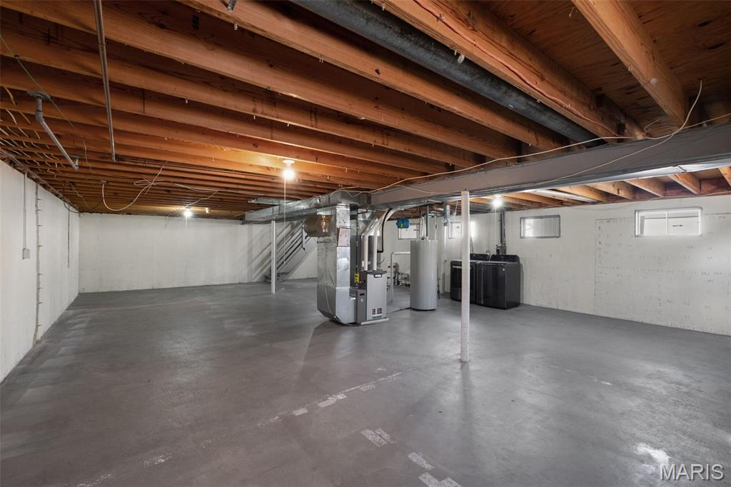 9311 Kenneth Place St. Louis, MO 63132 - Photo 19 of 27