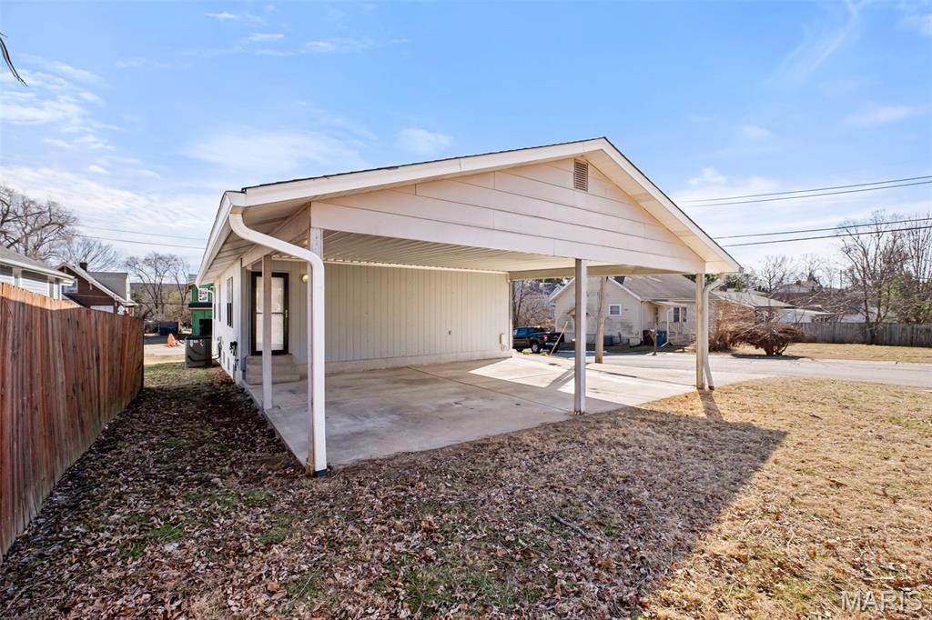 9311 Kenneth Place St. Louis, MO 63132 - Photo 23 of 27