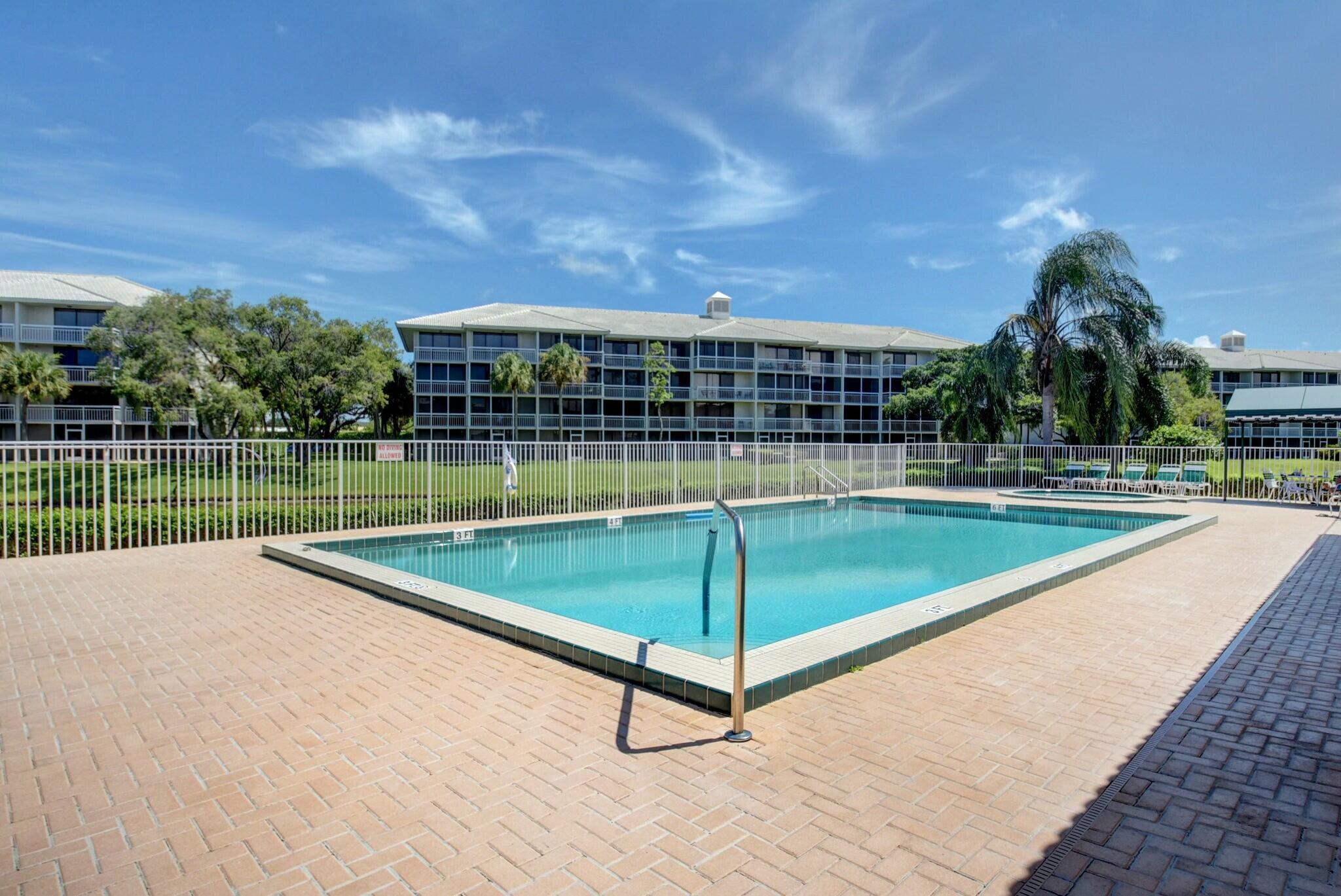 6181 Balboa Circle, Unit 302 Boca Raton, FL 33433 - Photo 31 of 32 tempImage5wKej0