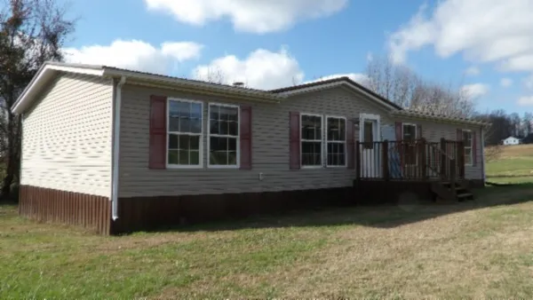 $299,000 | 11500 Clay County Highway, Moss, TN 38575