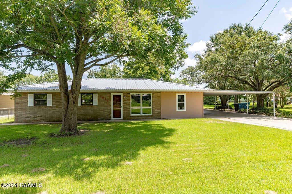 1011 Roma Drive Breaux Bridge, LA 70517 - Photo 1 of 30 Front 1