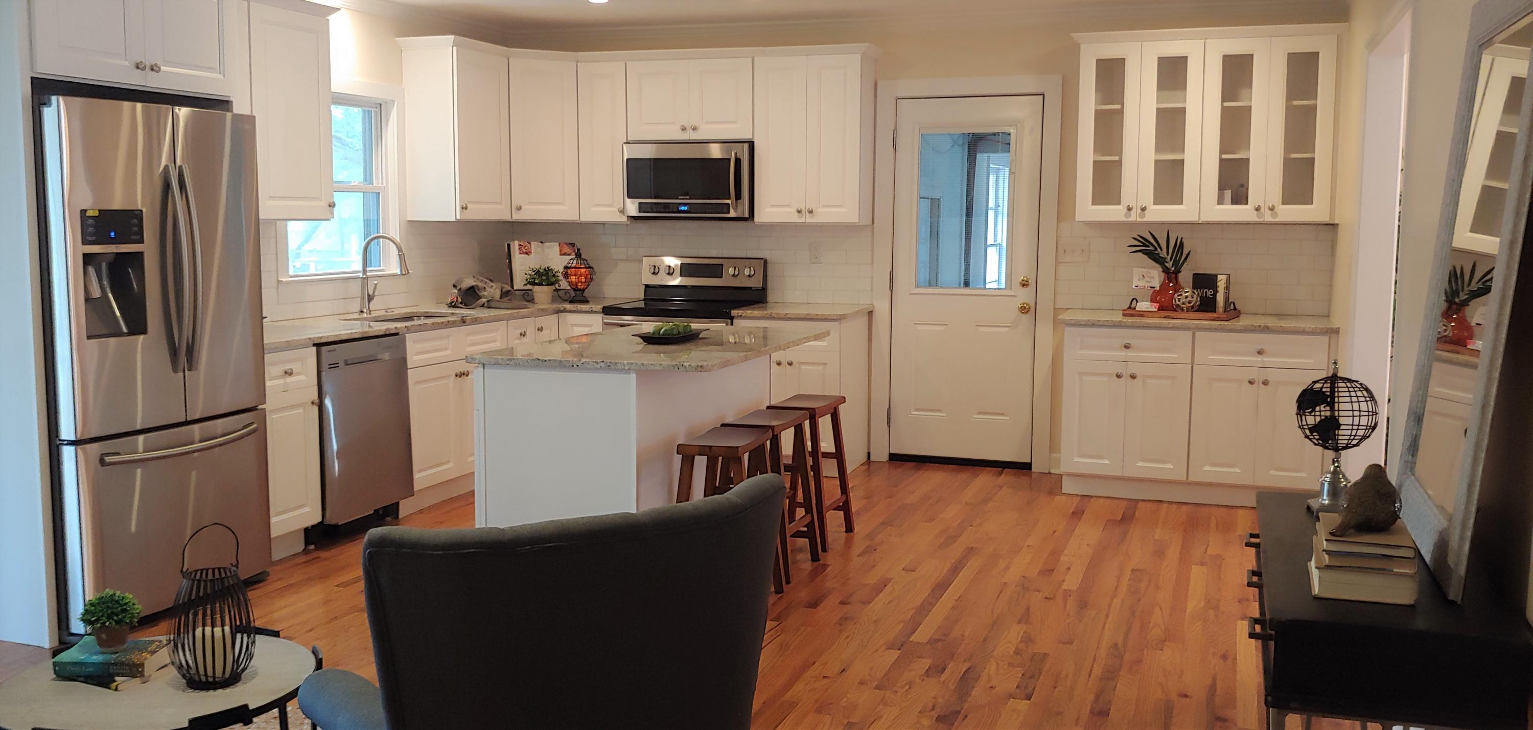 327 Canterbury Road Charleston, SC 29407 - Photo 5 of 17 kitchen