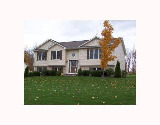 10858 Pettis Road Meadville, PA 16335 - Photo 1 of 14 Exterior Front.